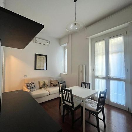 Bocconi Apartment Милано Екстериор снимка