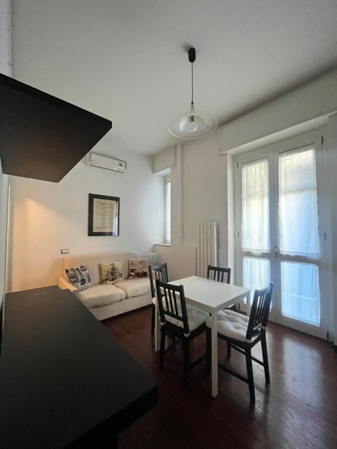 Bocconi Apartment Милано Екстериор снимка